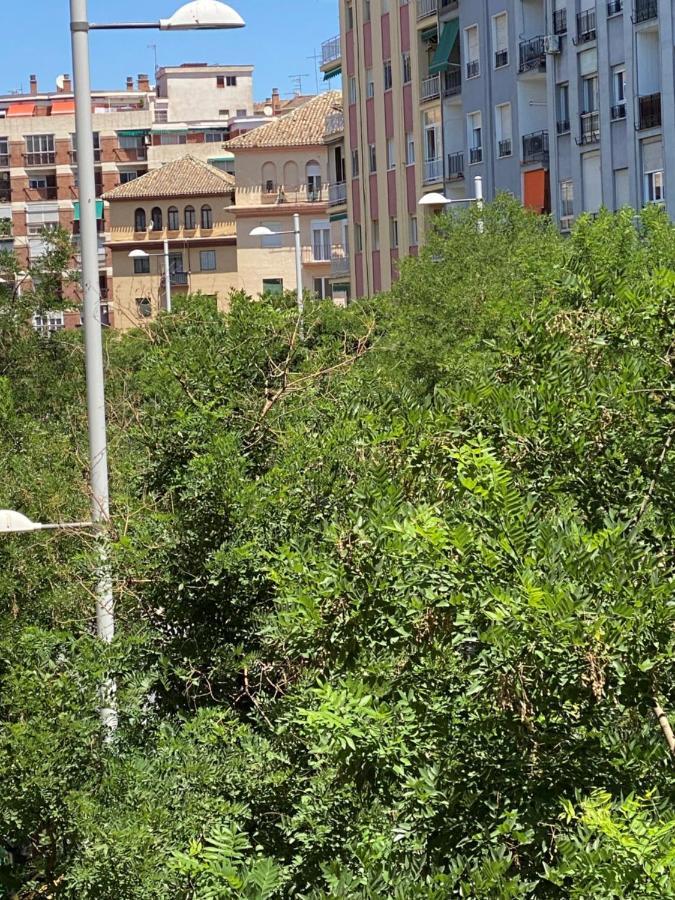 Apartamento Ronda Genil Con Parking Gratuito Гранада Екстериор снимка