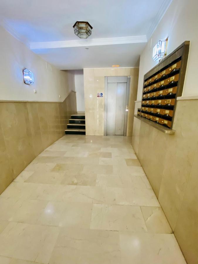 Apartamento Ronda Genil Con Parking Gratuito Гранада Екстериор снимка