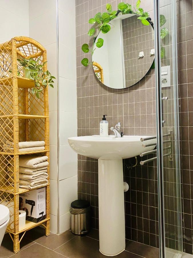 Apartamento Ronda Genil Con Parking Gratuito Гранада Екстериор снимка